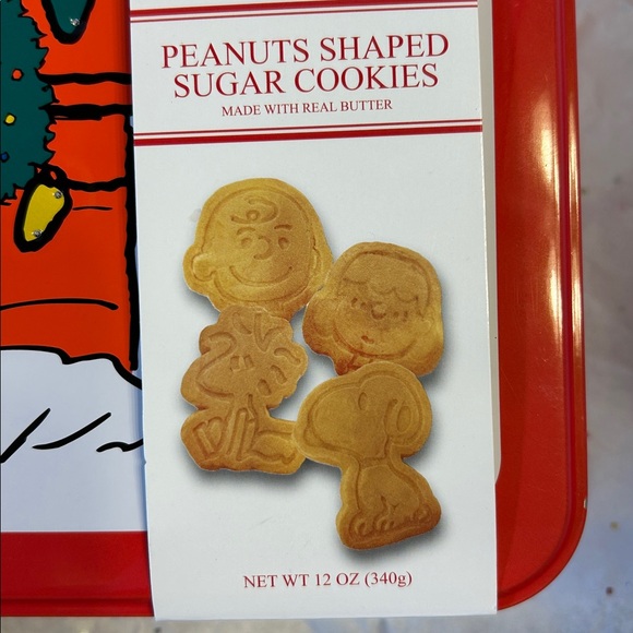 Snoopy cookie tin with sugar cookies - Picture 3 of 7